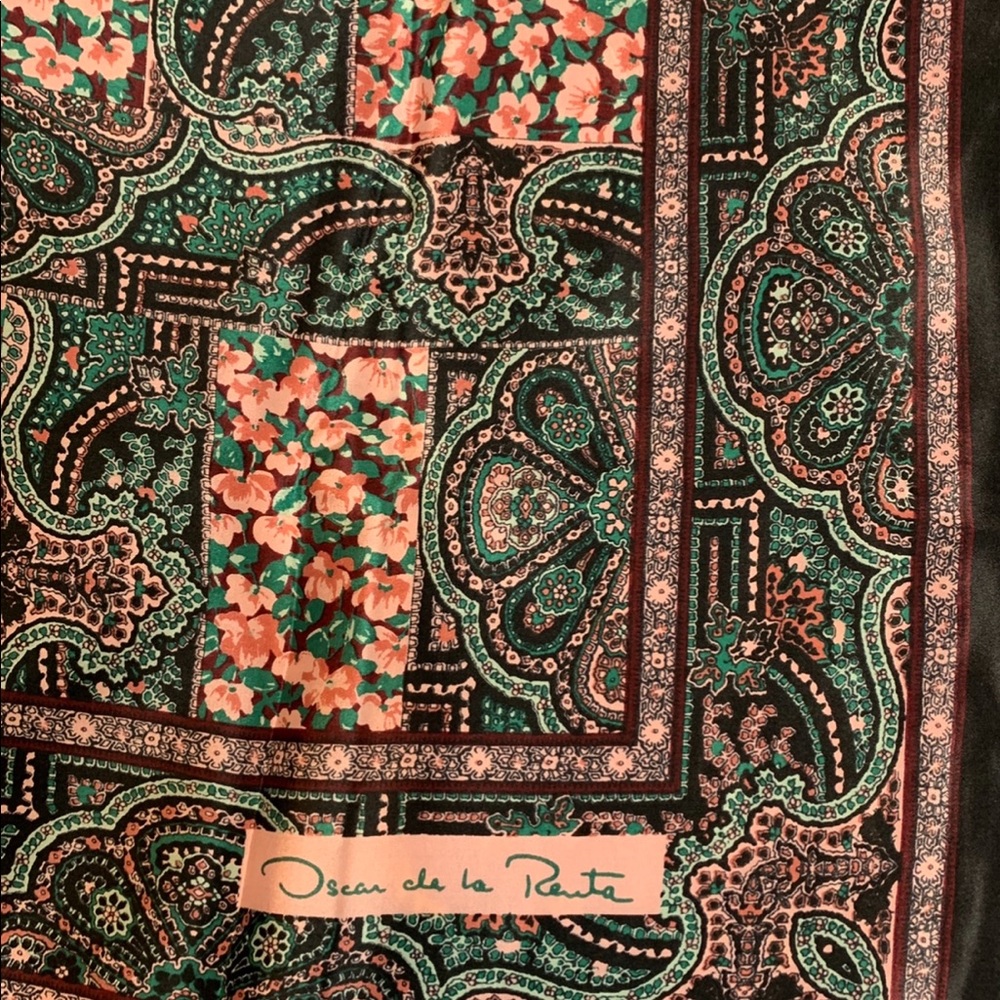 Oscar de la Renta scarf